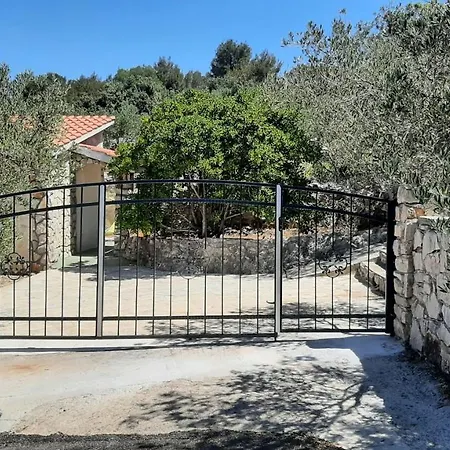 Miniature House For Two Деревянный коттедж