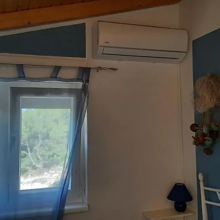 Miniature House For Two Lodge *
