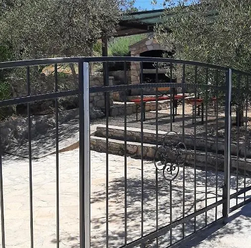 Miniature House For Two Domek letniskowy Jezera