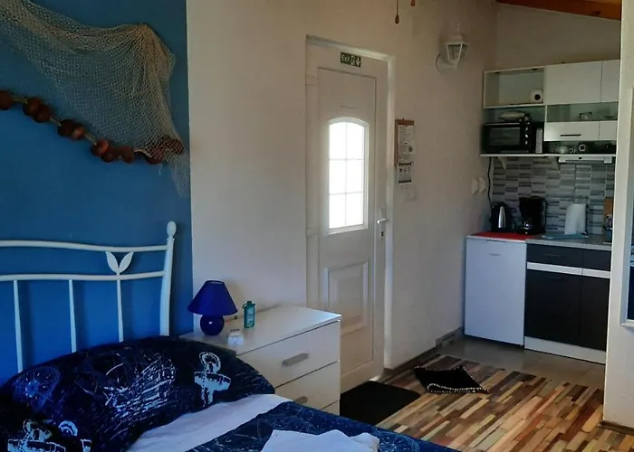 Miniature House For Two Jezera